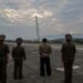 <div>Kim Jong Un „leitet“ Start: Nordkorea testet Rakete mit „supergroßem“ Sprengkopf</div>