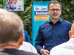 <div>CDU-Chef Redmann zu Landtagswahl: „In Brandenburg ist es möglich, die Ampel auszuschalten“</div>