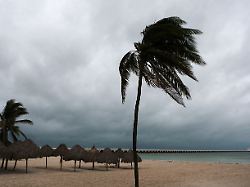 <div>„Kirk“-Reste treffen Europa: „Hurrikan ‚Milton‘ ist ein meteorologisches Monster“</div>