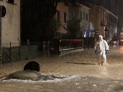 Tausende Menschen evakuiert: 20-Jähriger stirbt bei Überschwemmungen in Italien