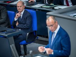 Wahlkampf prägt EU-Gipfeldebatte: Scholz überrascht den Bundestag, Merz aber auch