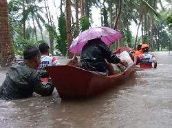 <div>Tote auf den Philippinen: Tropenstürme „Trami“ und „Dana“ verwüsten Südasien</div>