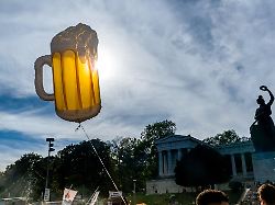 Sperrung in München: Folienballon verursacht S-Bahn-Chaos zur Wiesn