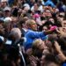<div>„Buht nicht – geht wählen“: Obama zieht über „verrückten“ Trump her</div>