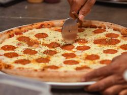 Das falsche Öl benutzt: Marihuana-Pizza macht Menschen in US-Stadt krank