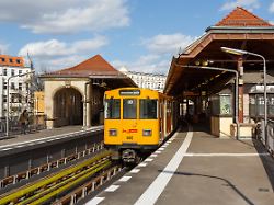 Verkehrsunternehmen skeptisch: Grünen-Abgeordnete fordert U-Bahn-Wagen für Frauen