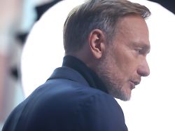 <div>„Schwäbische Hausfrau“: Lindners Ex-Wahlkampfberater spottet über FDP-Chef</div>