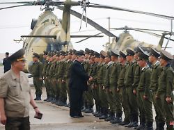 <div>Ukrainischer Geheimdienst meldet: Nordkoreaner „erschießen acht russische Soldaten“</div>