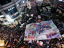 Krise nach Kurzzeit-Kriegsrecht: Südkoreas Justiz greift bei Polizei und Militär durch