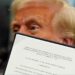 <div>„Bis mir die Hand bricht“: Gestählter Trump zieht mit Dekretgewitter ins Weiße Haus</div>