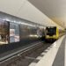 Rad im Spalt eingeklemmt: Rollstuhlfahrer von Berliner U-Bahn mitgerissen und getötet